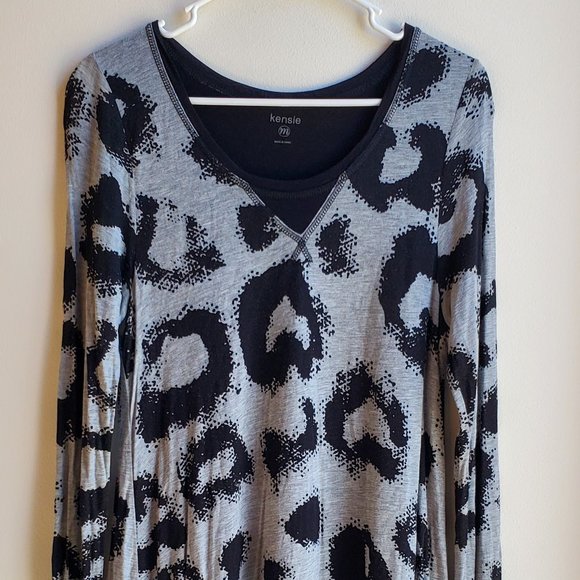 Kensie Gray/Black V-Neck Mini-Dress Size Medium - Picture 6 of 16